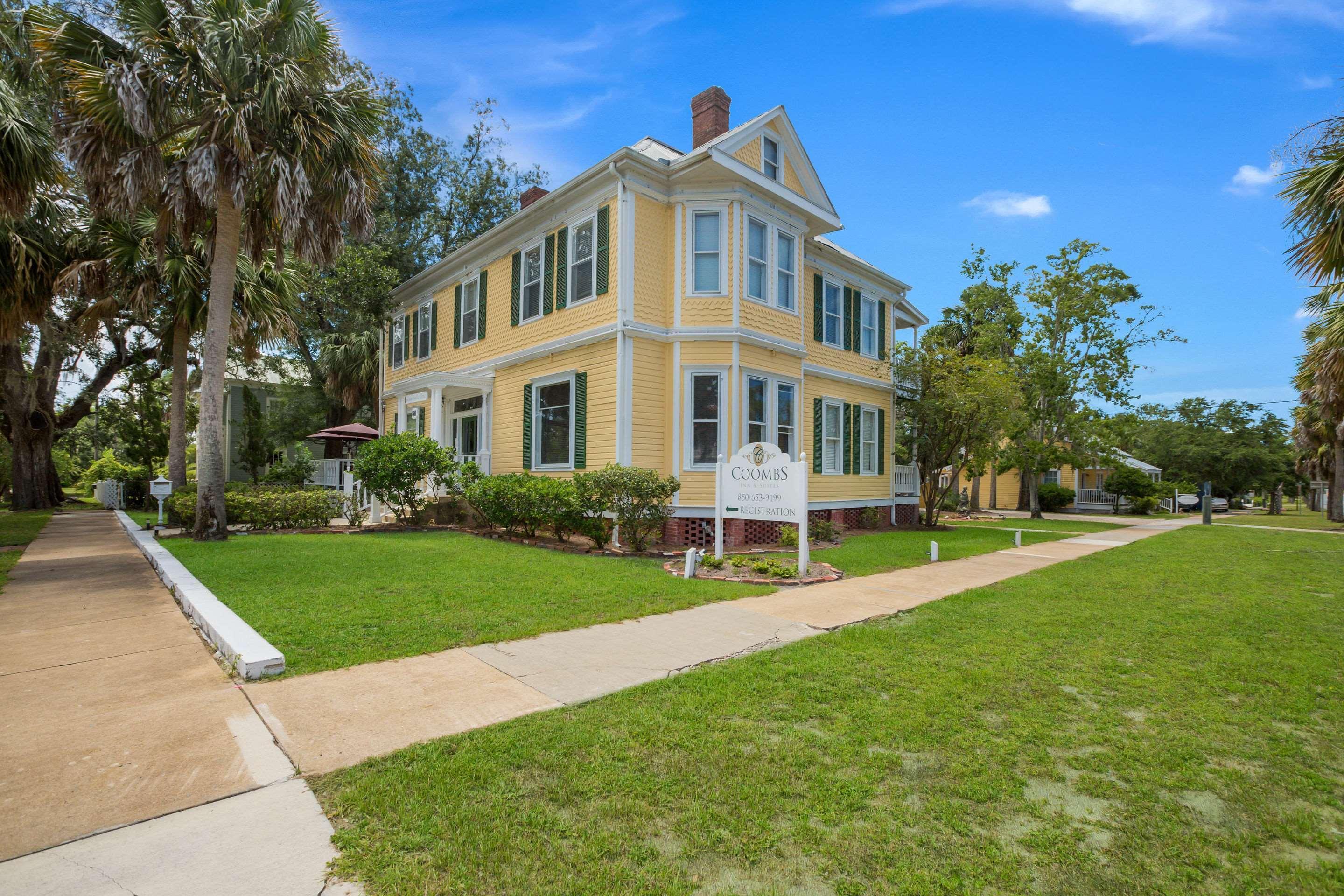 Coombs Inn & Suites Apalachicola Exterior photo